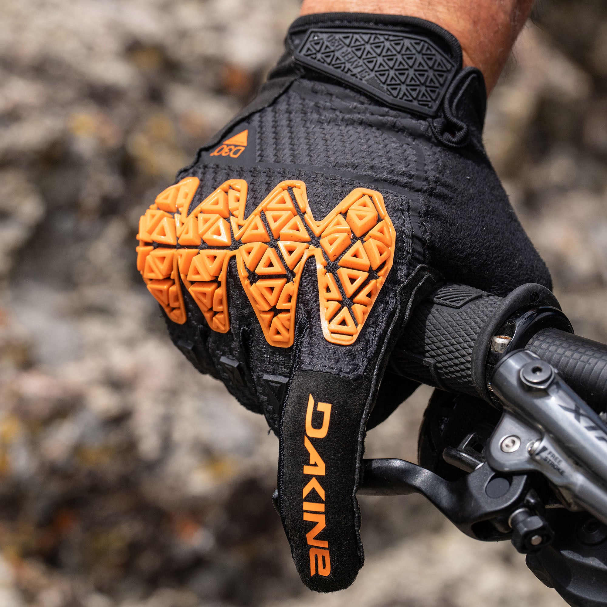 Slayer Pro D30® Gloves - Black/Orange - Image 7