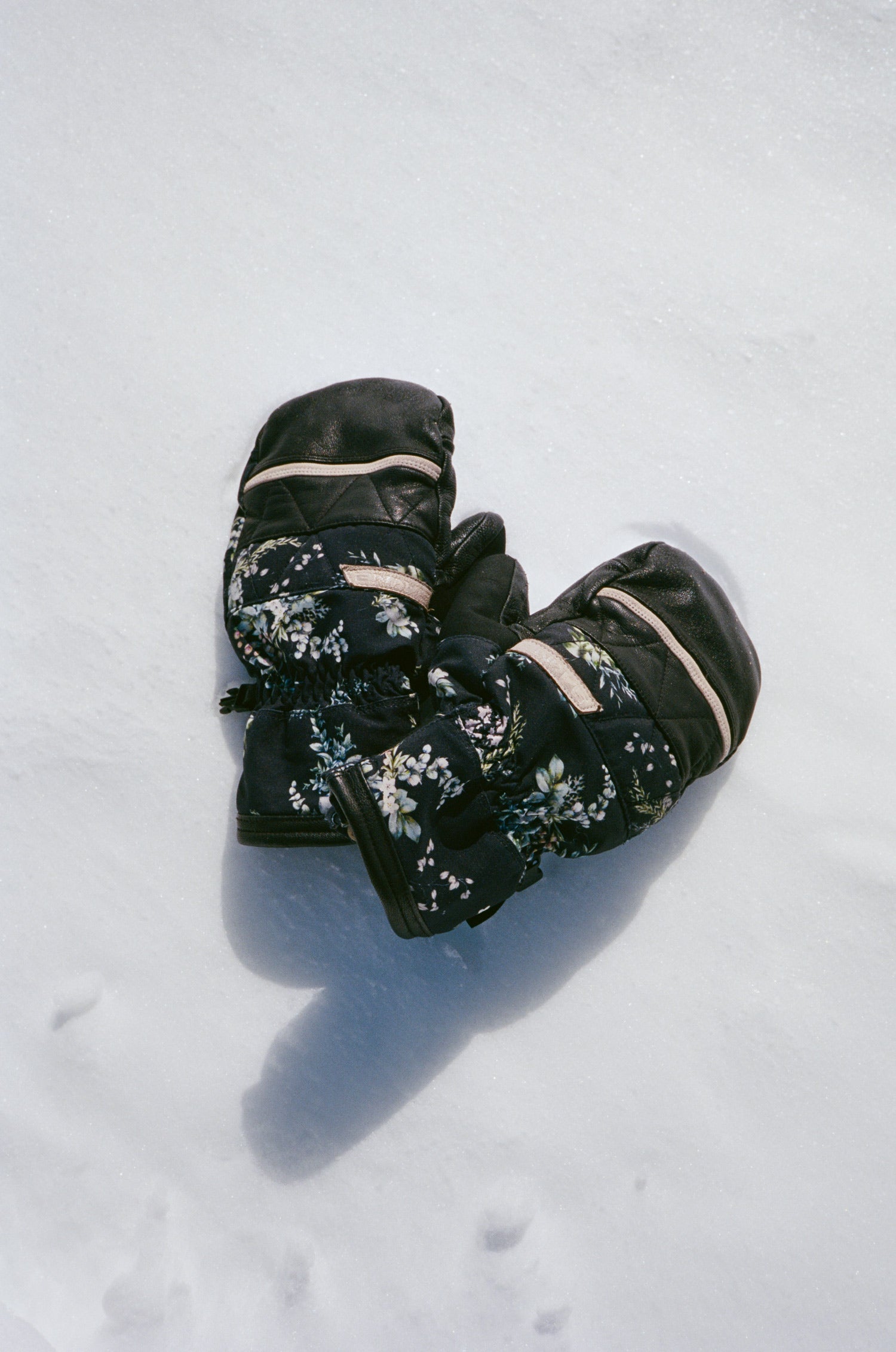 Fleetwood Mitt - Women's - Image 25